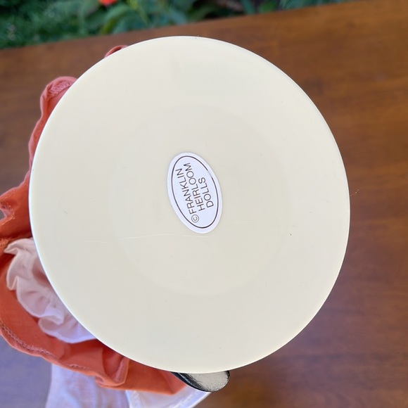 Franklin Heirloom Mint Cinderella Disney doll - Picture 7 of 7